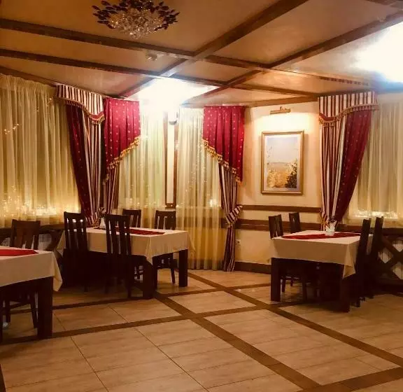 Hotelli база відпочинку шиповець