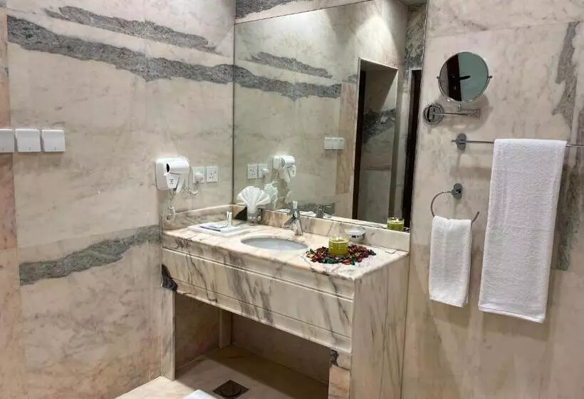 فندق كارم رأس تنورة   Karim Hotel Ras Tanura