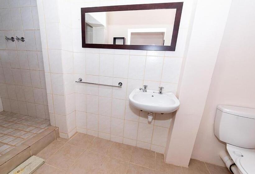 פנסיון Halfmens Cc Elkoweru & Kliprand Guest House