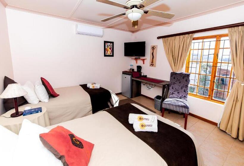 פנסיון Halfmens Cc Elkoweru & Kliprand Guest House