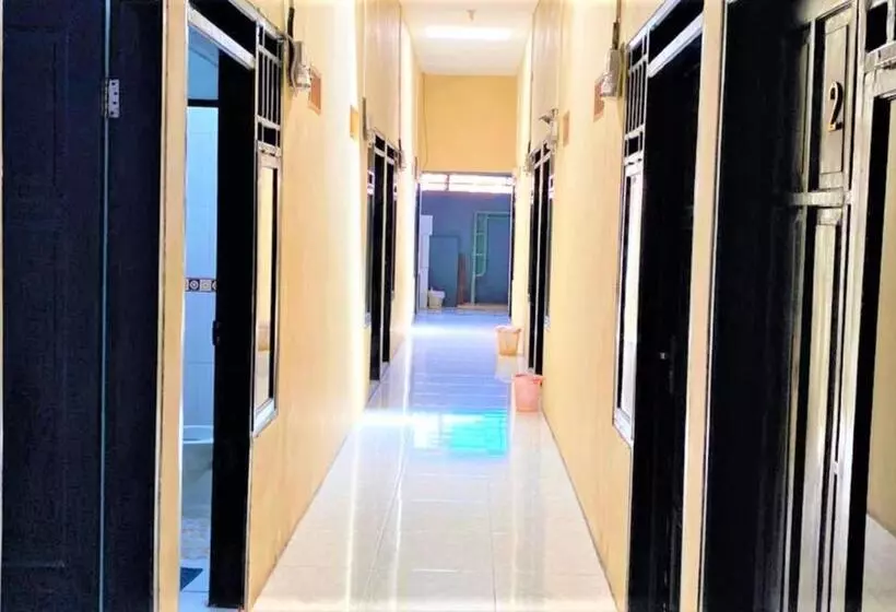 پانسیون Radja Guest House