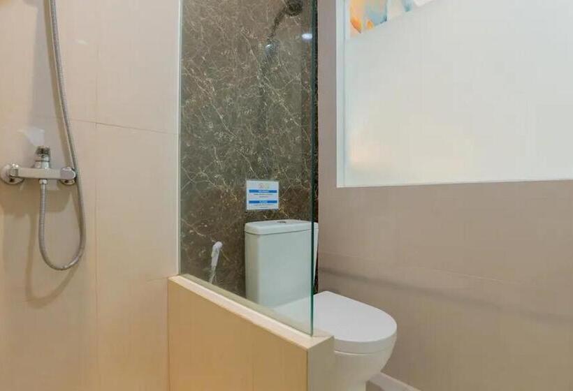 Sans Hotel Box Mansion Surabaya By Reddoorz