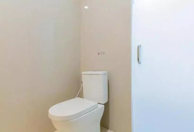 Sans Hotel Box Mansion Surabaya By Reddoorz