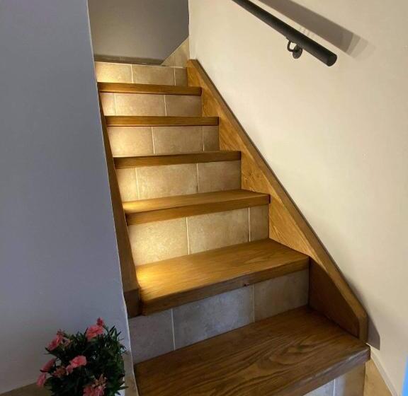 Sg Apartmánový Dům Hoŕice