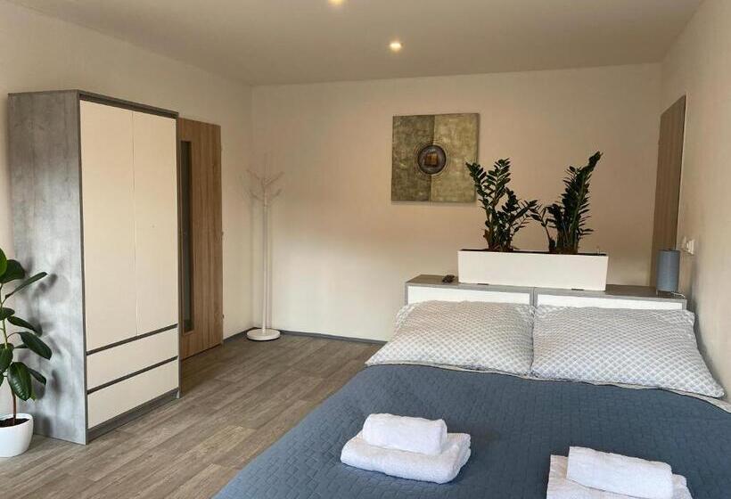 Sg Apartmánový Dům Hoŕice