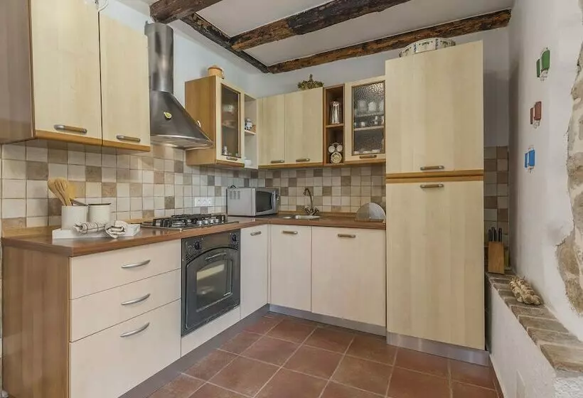Stone House With Private Pool For 10 People Near Porec