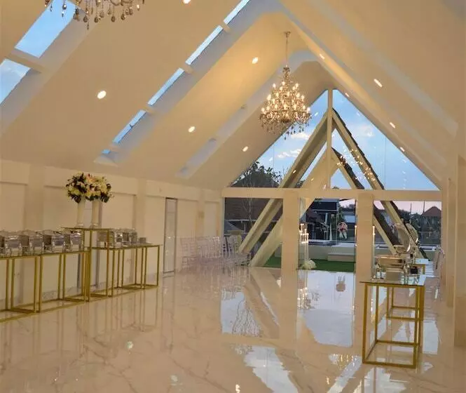 Aamiaismajoitus (B&B) Tirtha Khayangan Canggu