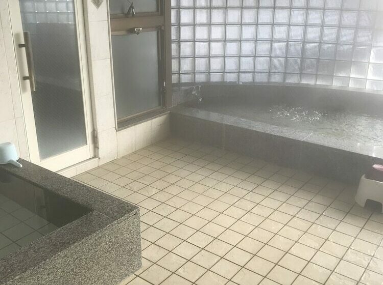 Business Hotel Route9