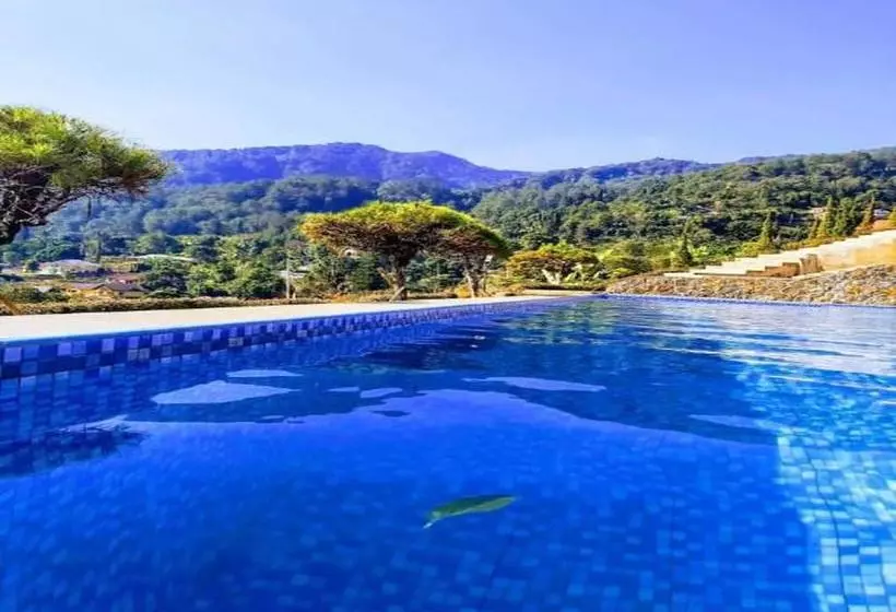 Hotel Adang Zecky Resort