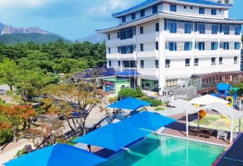 Hotelli Cheoksan Spatel