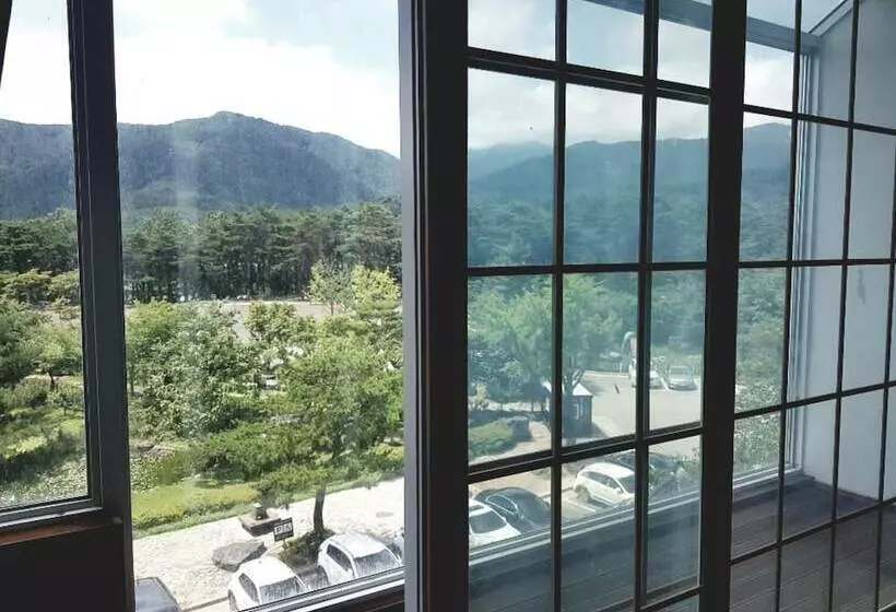 Hotelli Cheoksan Spatel