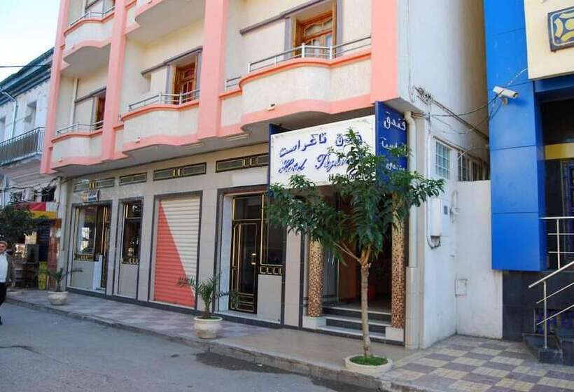 هتل Hôtel Taghrast
