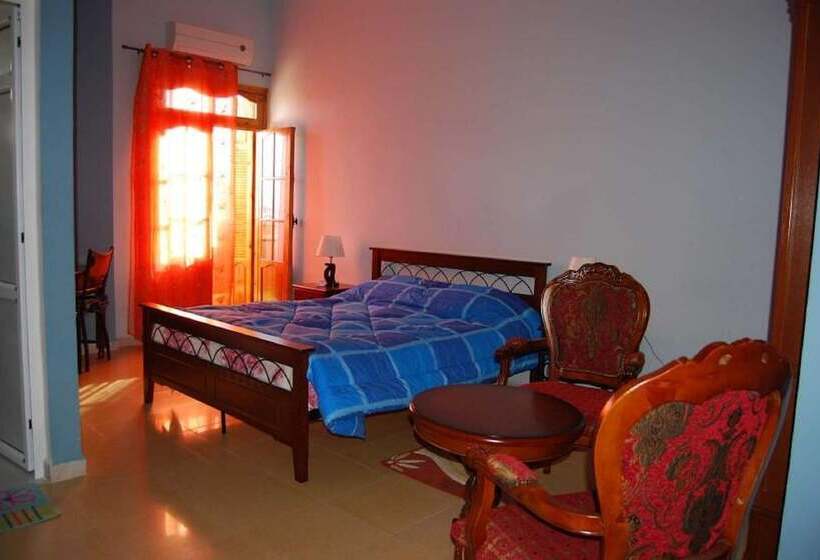 هتل Hôtel Taghrast