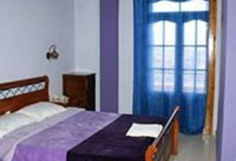 هتل Hôtel Taghrast