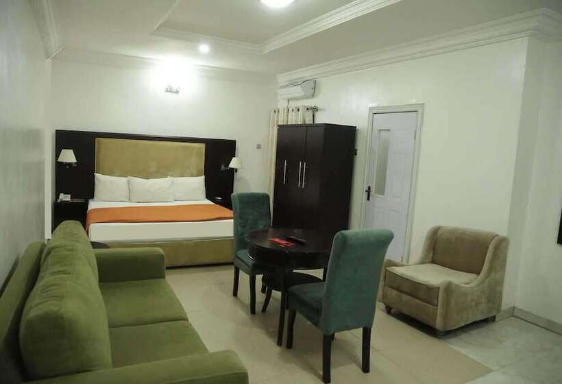 هتل Ibis Royale Owerri