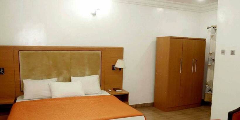 هتل Ibis Royale Owerri