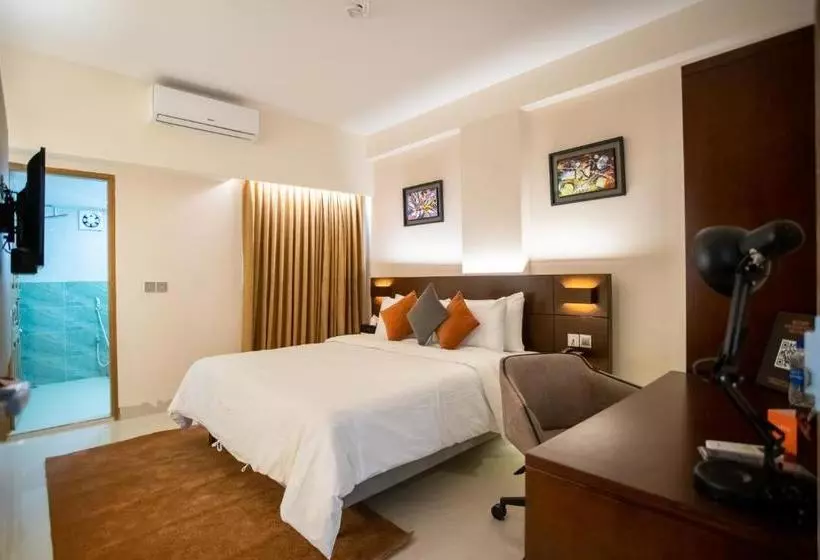 هتل Jatra Flagship Sylhet City Centre