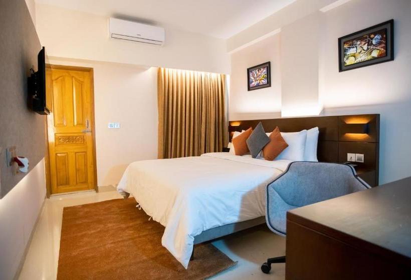 هتل Jatra Flagship Sylhet City Centre