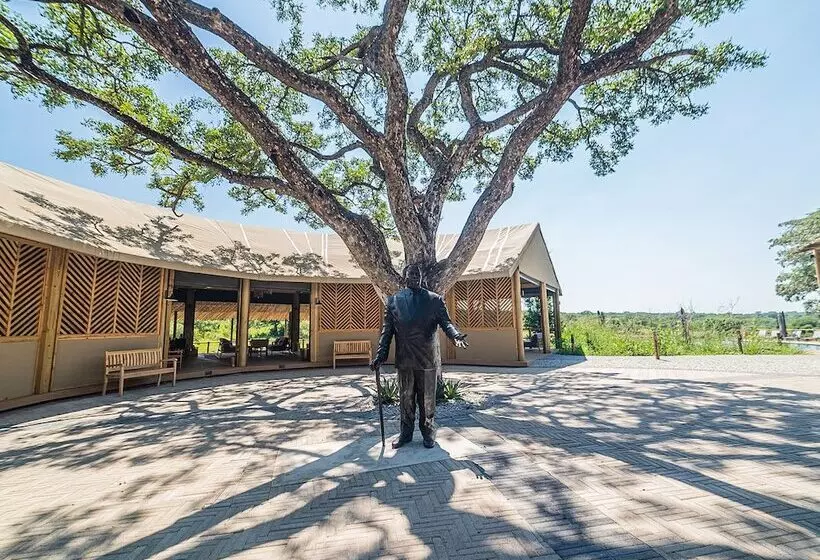 ホテル Mdluli Safari Lodge
