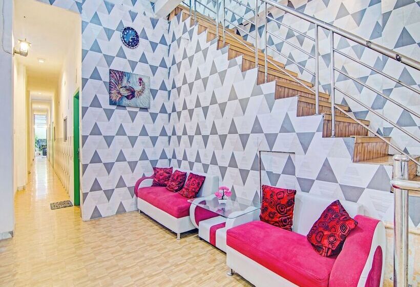 בית מלון כפרי Oyo 90615 Jojo Homestay