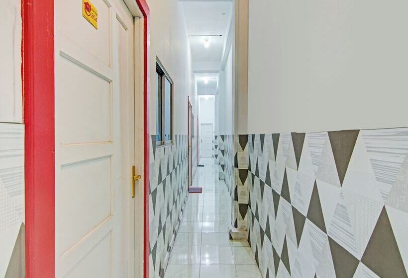 בית מלון כפרי Oyo 90615 Jojo Homestay