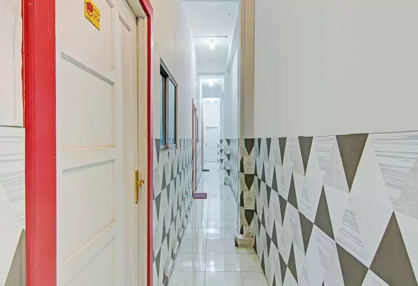 ホテル Oyo 90615 Jojo Homestay