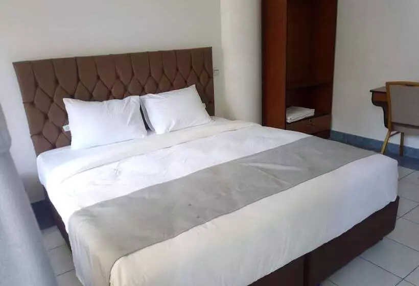 هتل Pazuri Kitale Highway View