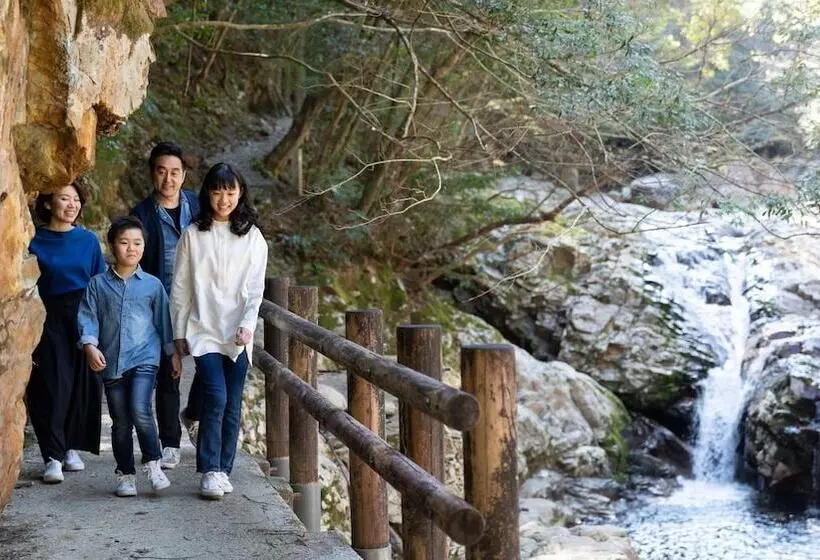 ホテル Riverside Lodge