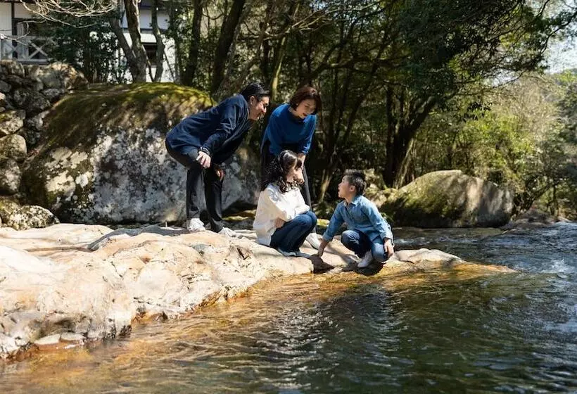 ホテル Riverside Lodge