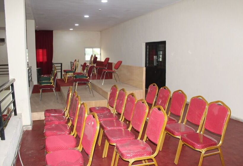 هتل Sarah Odienne