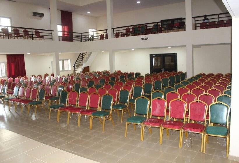 هتل Sarah Odienne