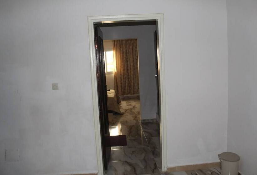 هتل Sarah Odienne