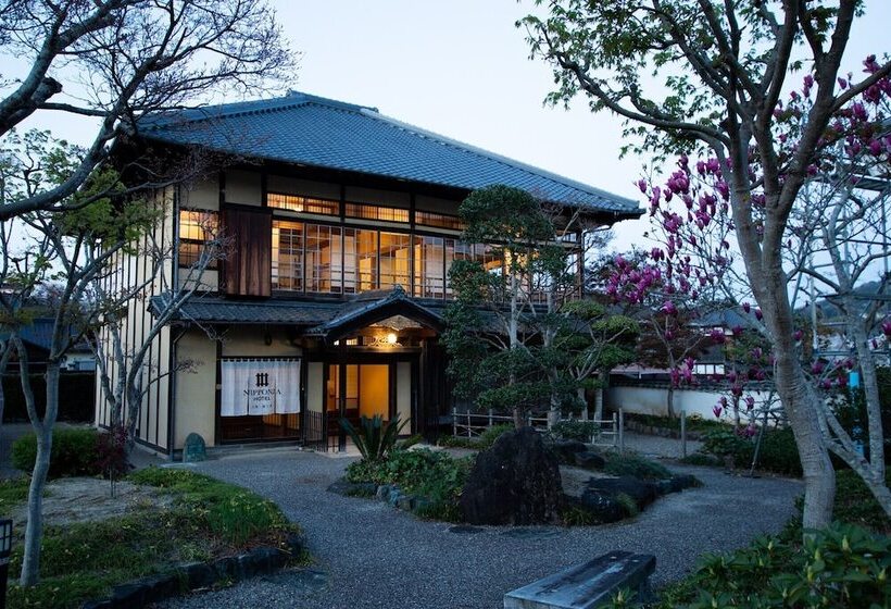 Nipponia Hotel Ozu Castle Town
