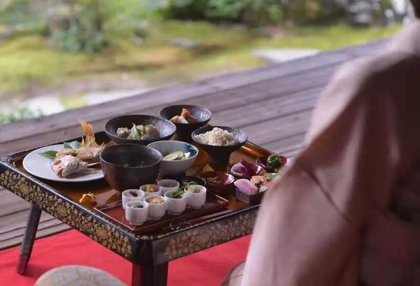 Nipponia Hotel Ozu Castle Town