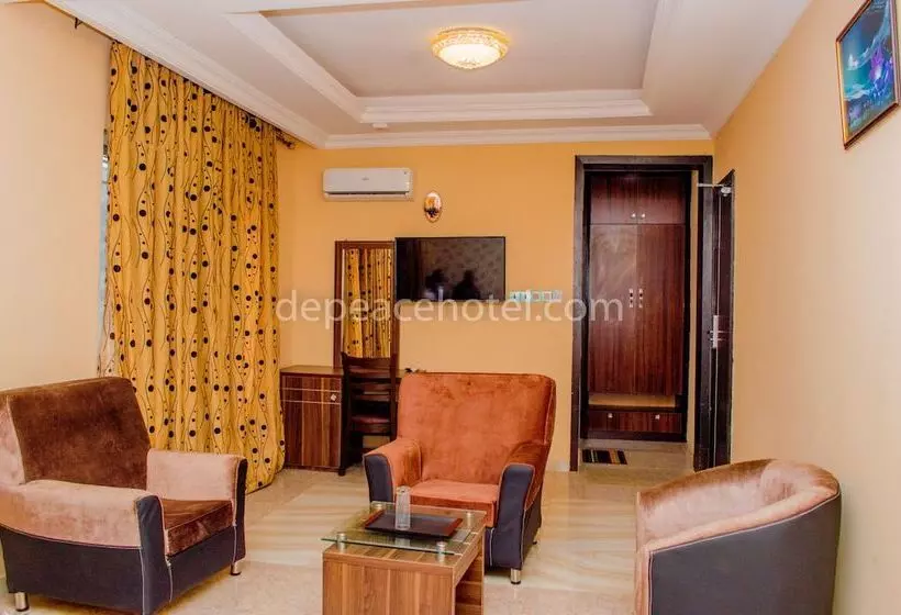 Peace Hotel And Suites