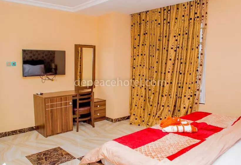 Peace Hotel And Suites