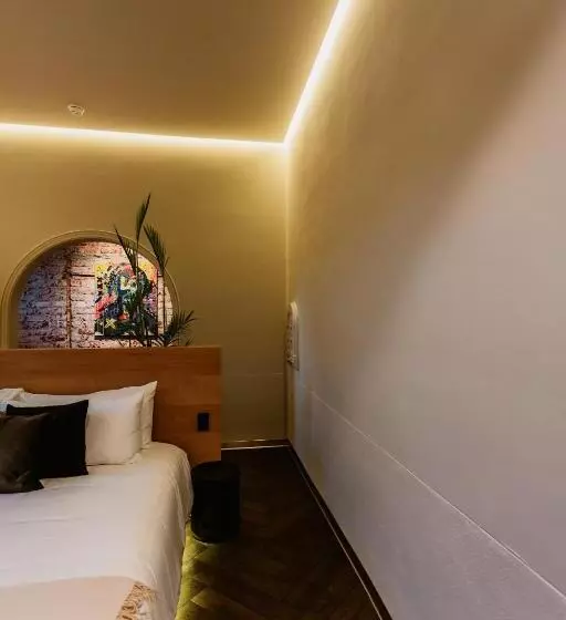 Tá Hotel De Diseño