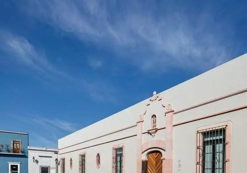 Tá Hotel De Diseño