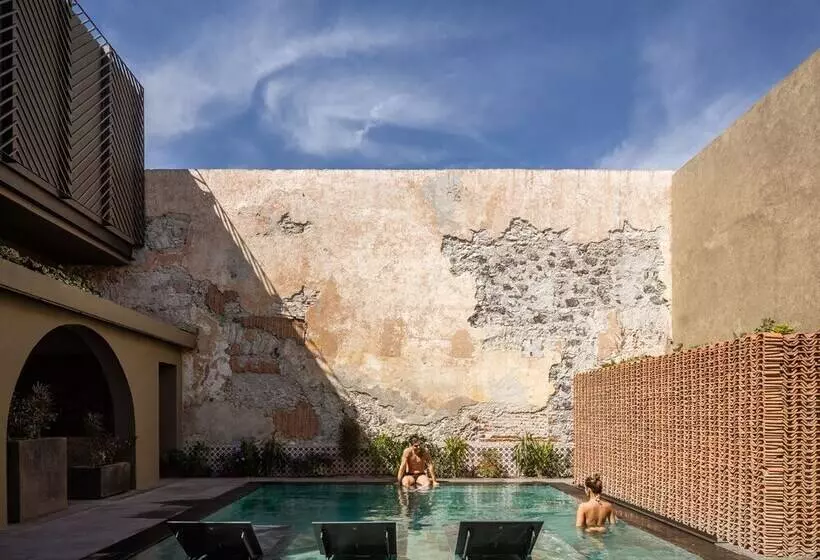 Tá Hotel De Diseño