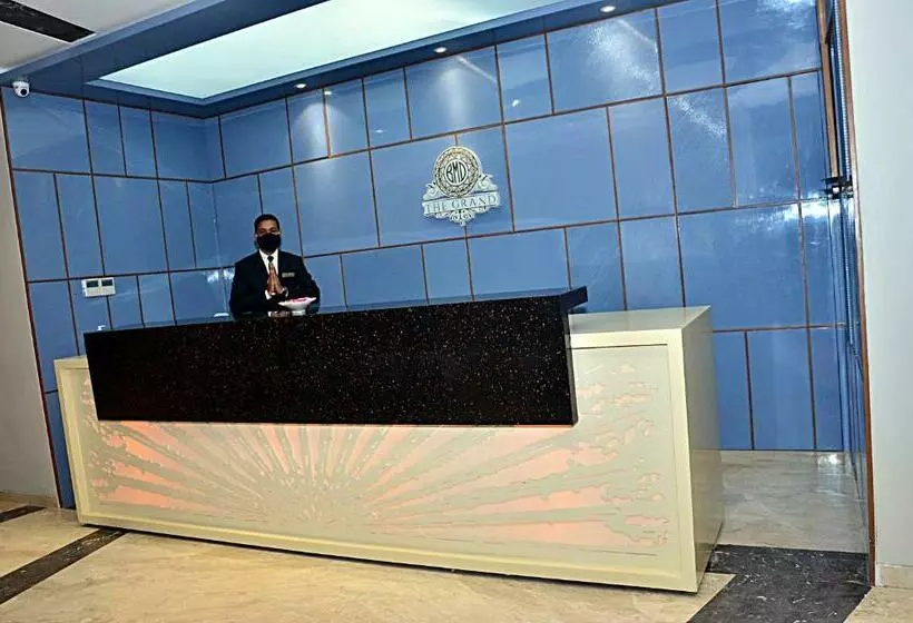 Hotel Bmd The Grand