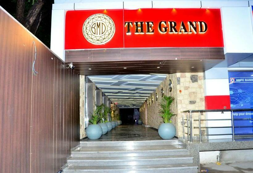 ホテル Bmd The Grand