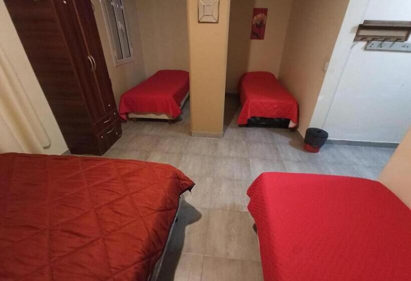 ホテル El Descanso