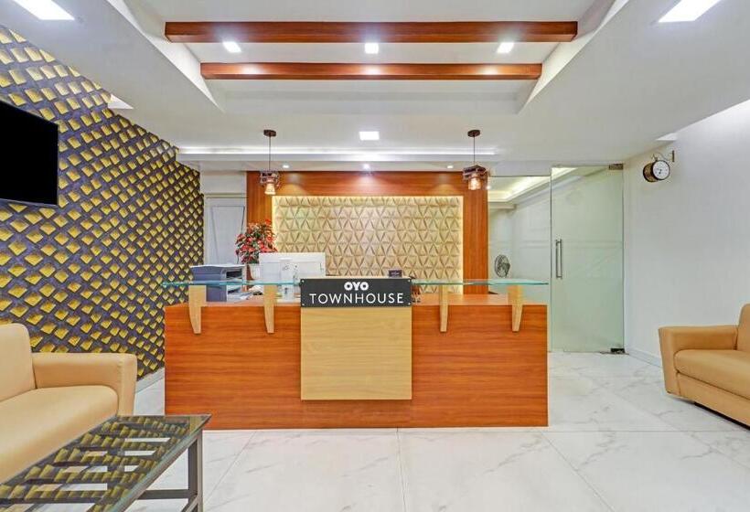 Hotel Collection O Mount Road Rich Mount Near Marina Beach