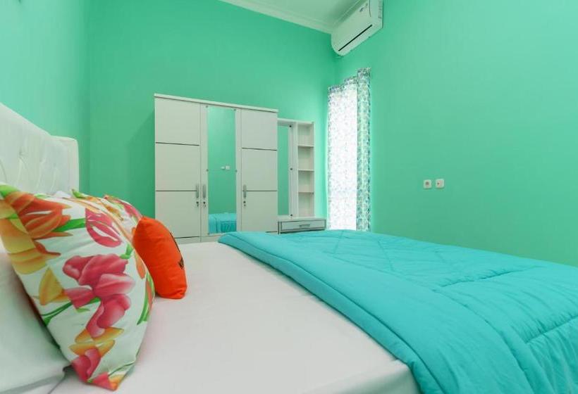 酒店 Venesia Park Sentul Syariah Redpartner