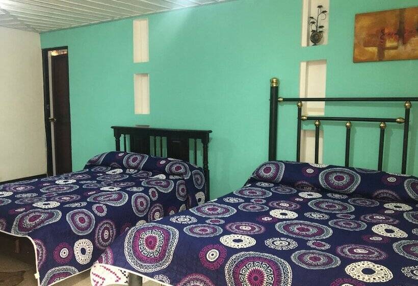 پانسیون Apartahotel Bareque Centro