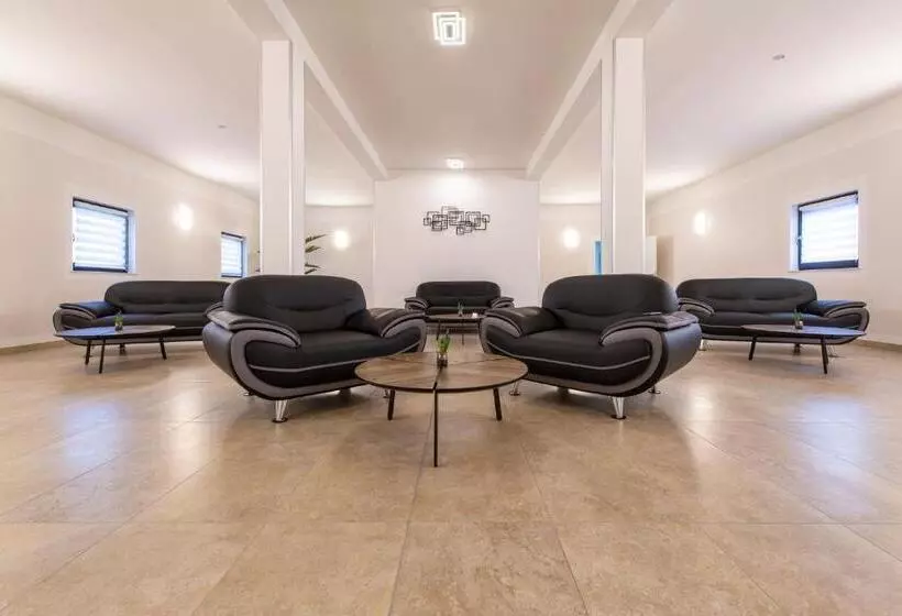 Seepension Ostertach   Am Leitgeringer See