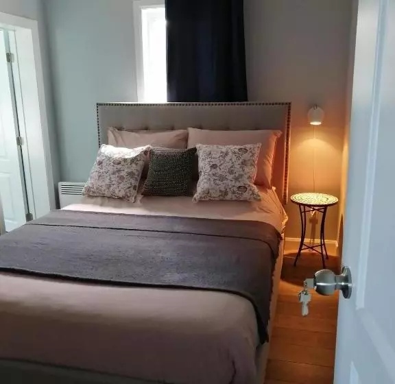 Aamiaismajoitus (B&B) Gîte Shoreline De La Terre à La Mer