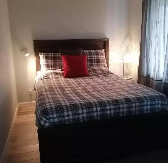 Aamiaismajoitus (B&B) Gîte Shoreline De La Terre à La Mer