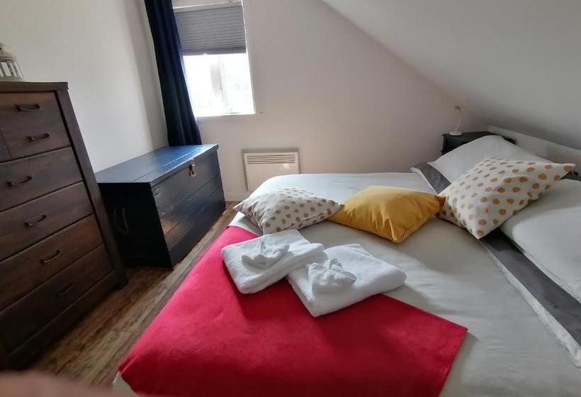 住宿加早餐  Gîte Shoreline De La Terre à La Mer