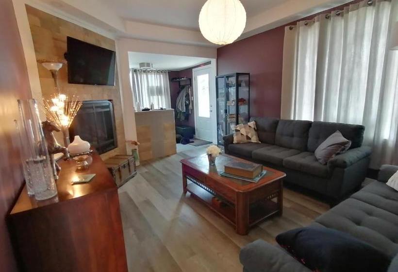 住宿加早餐  Gîte Shoreline De La Terre à La Mer